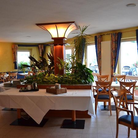 Hotel Am Kunnerstein Аугустусбург Екстериор снимка