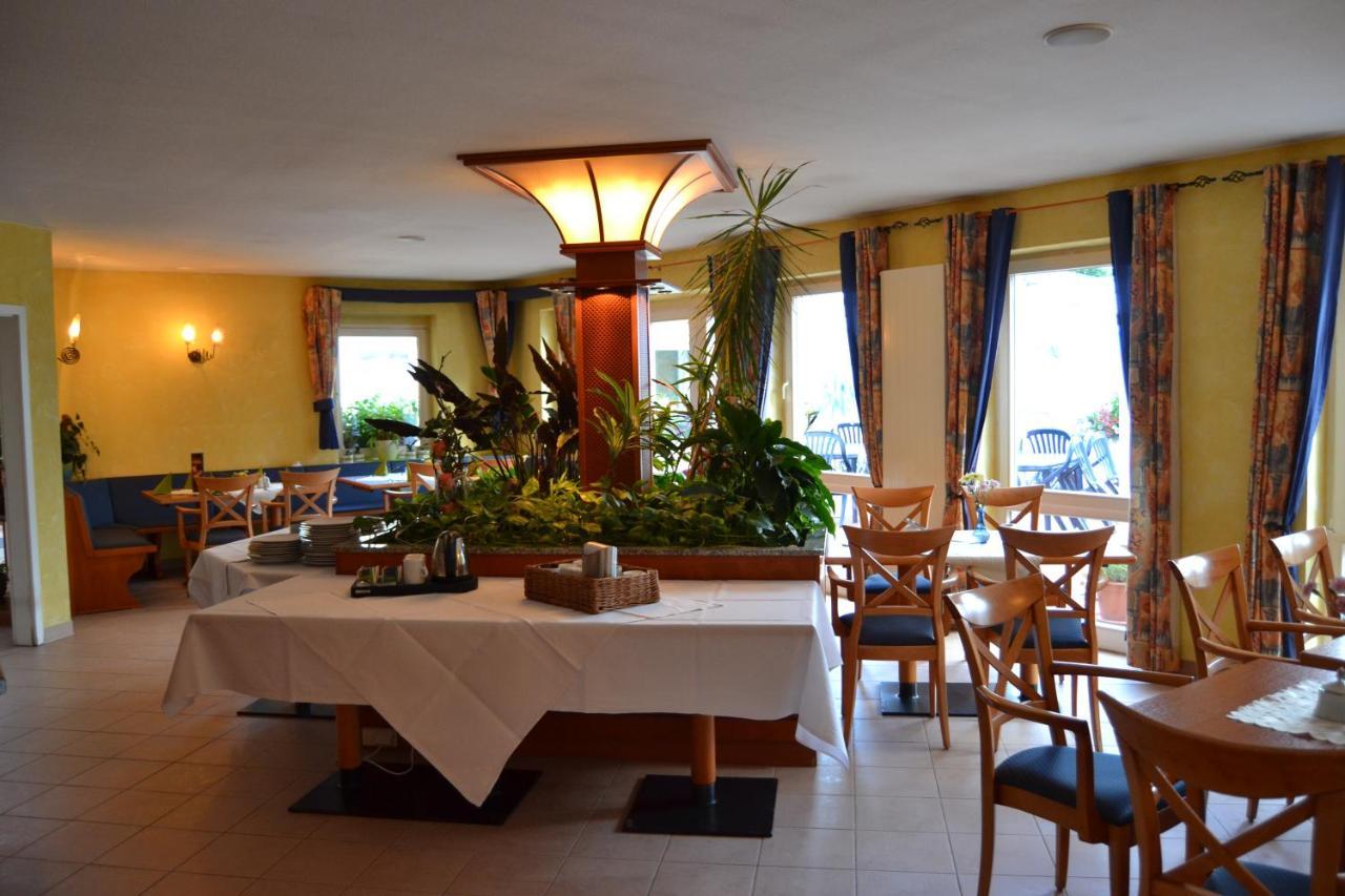Hotel Am Kunnerstein Аугустусбург Екстериор снимка