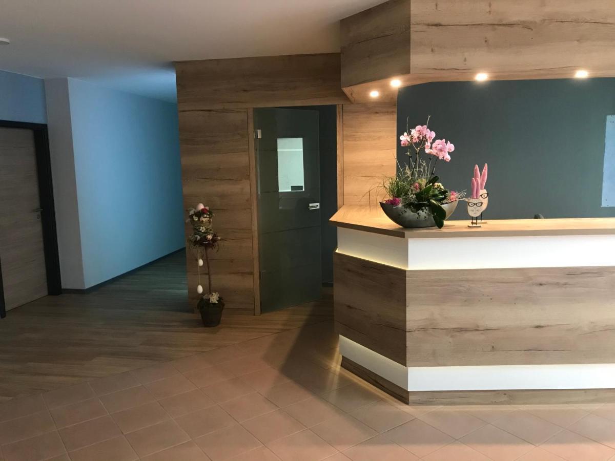 Hotel Am Kunnerstein Аугустусбург Екстериор снимка